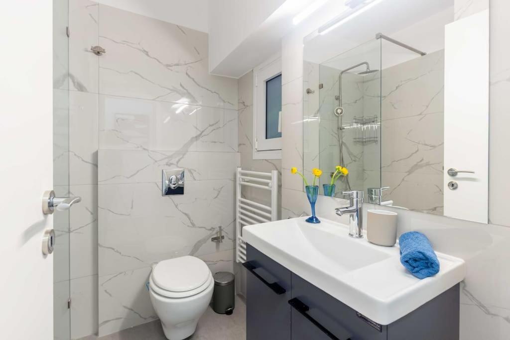 A Newly Fully Renovated Studio أثينا المظهر الخارجي الصورة