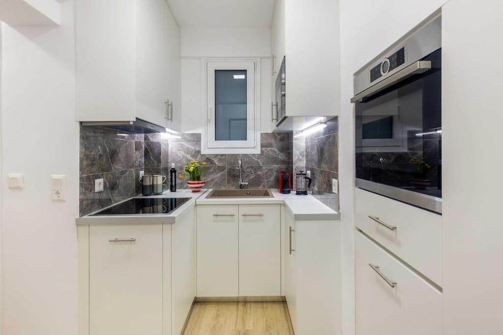 A Newly Fully Renovated Studio أثينا المظهر الخارجي الصورة