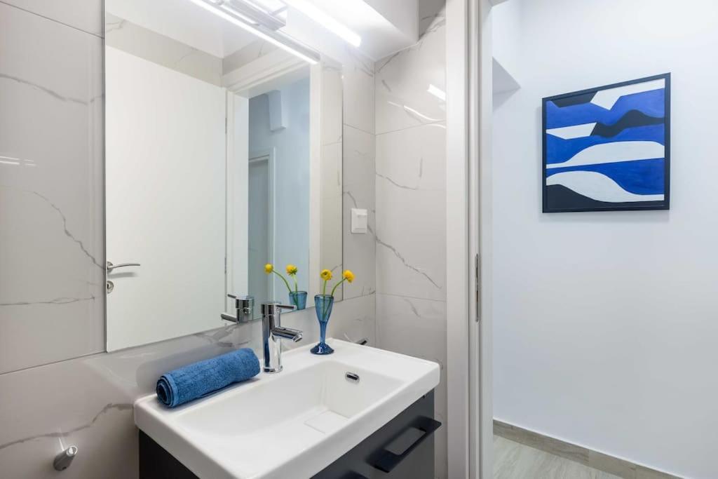 A Newly Fully Renovated Studio أثينا المظهر الخارجي الصورة